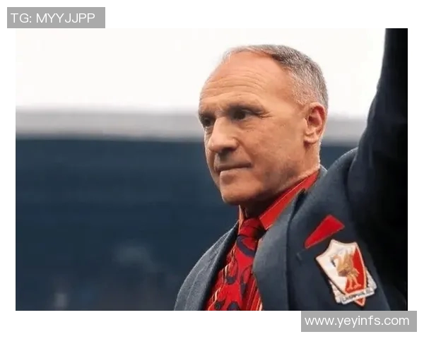 日本传奇球星的足球荣耀与影响力深度解读 日本传奇球星的足球荣耀与影响力深度解读